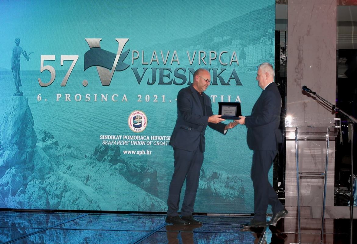 Il premio Plava Vrpca Vjesnika 2021 assegnato a EmergenSea team